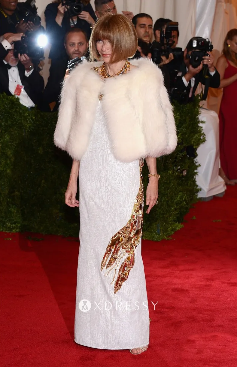 Anna Wintour white dress with gold sequin at 2012 Met Gala Anna Wintour white dress with gold sequin at 2012 Met Gala