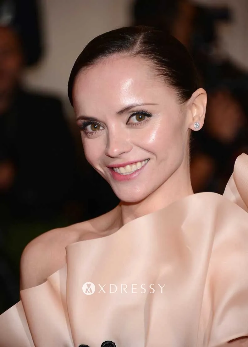 Christina Ricci blush dress on red carpet Christina Ricci blush dress on red carpet