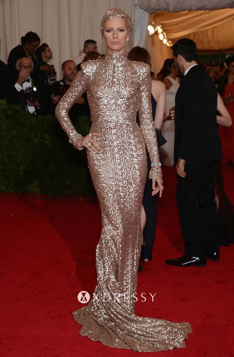 Karolina Kurkova rose gold sequin long-sleeve dress Karolina Kurkova rose gold sequin long sleeve dress