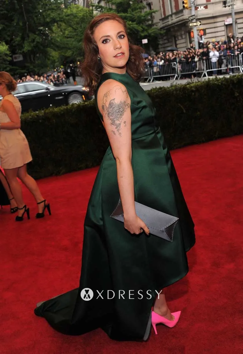 Lena Dunham green dress at 2012 Met Ball Lena Dunham green dress at 2012 Met Ball