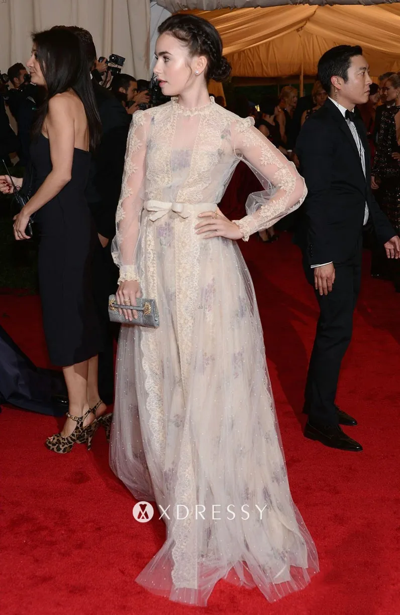 Lily Collins vintage lace and tulle evening dress Lily Collins vintage lace and tulle evening dress