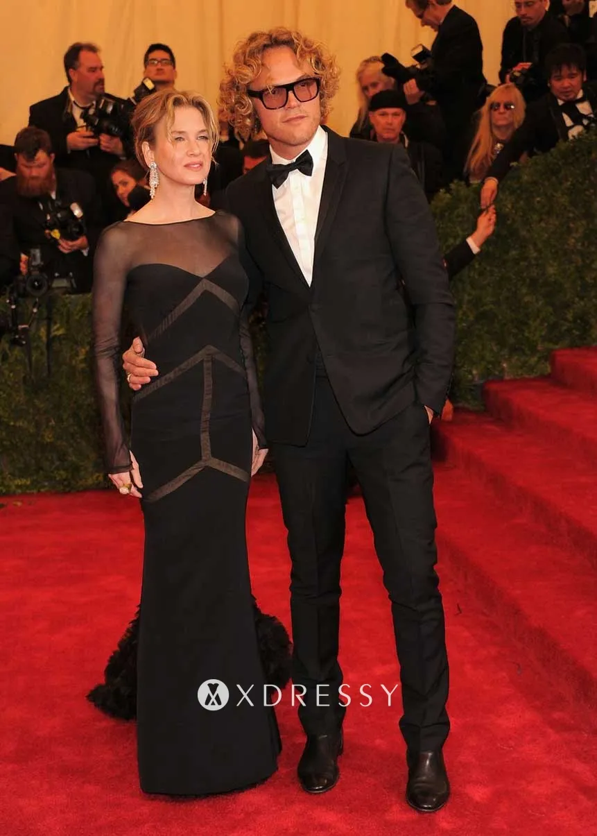 Renee Zellweger black long sleeve dress Renee Zellweger black long sleeve dress