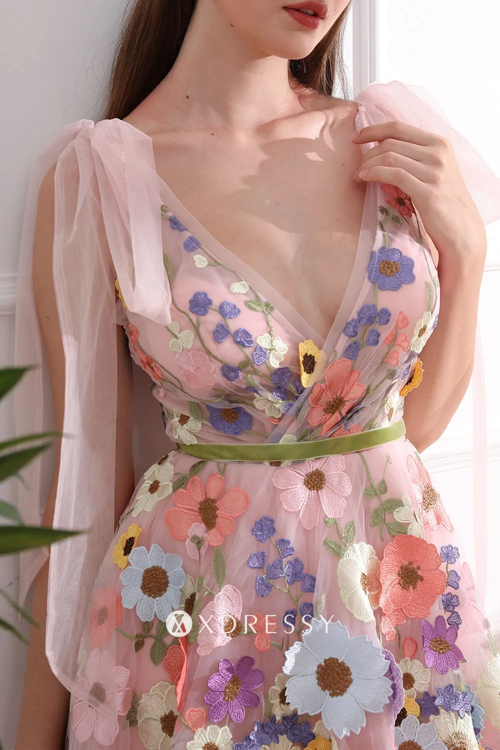 cute v neck tie straps 3d floral lace mini birthday dress