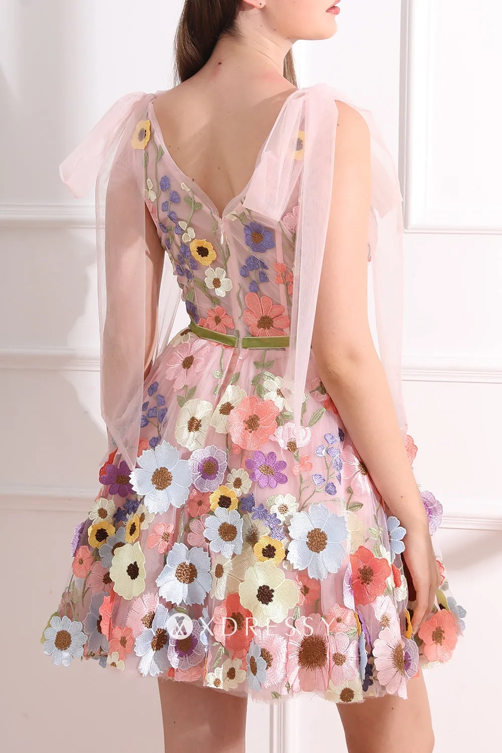 v back tie straps 3d floral lace mini birthday dress