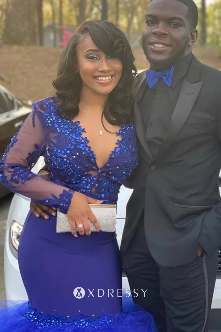 V neck blue beaded lace tulle sleeved trumpet prom gown