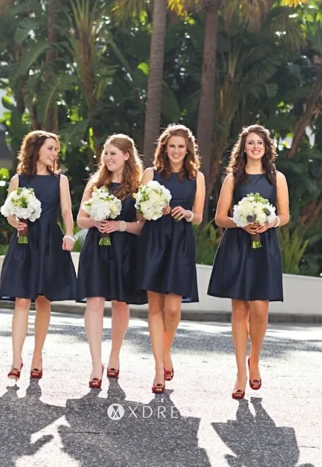sleeveless short A line navy bridesmaid dress sleeveless short A line navy bridesmaid dress
