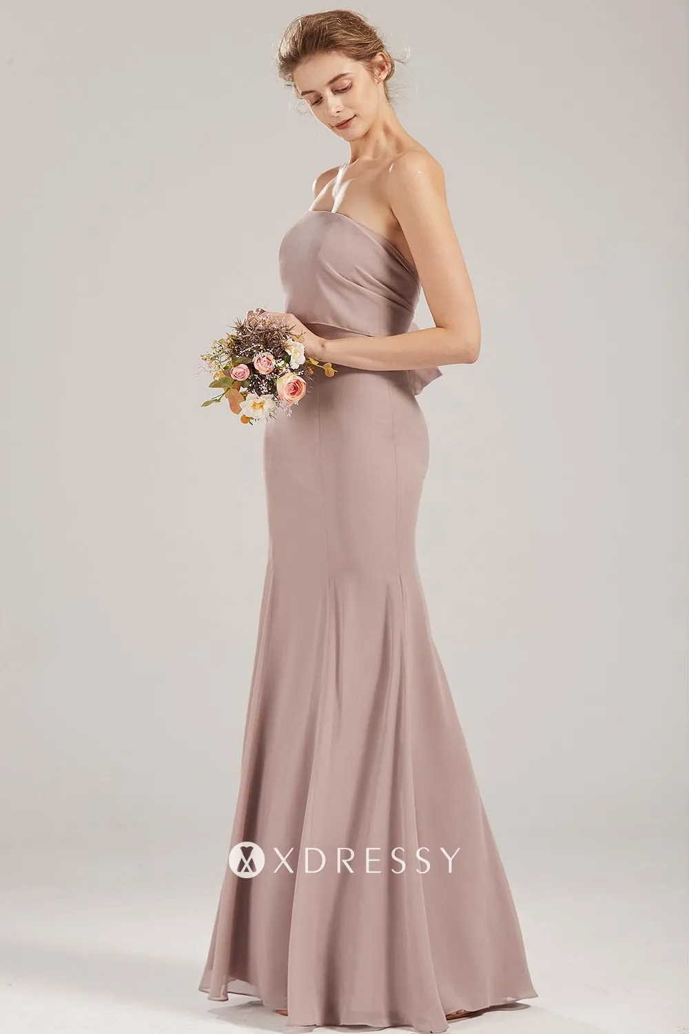 fitted silhouette bridesmaid dress