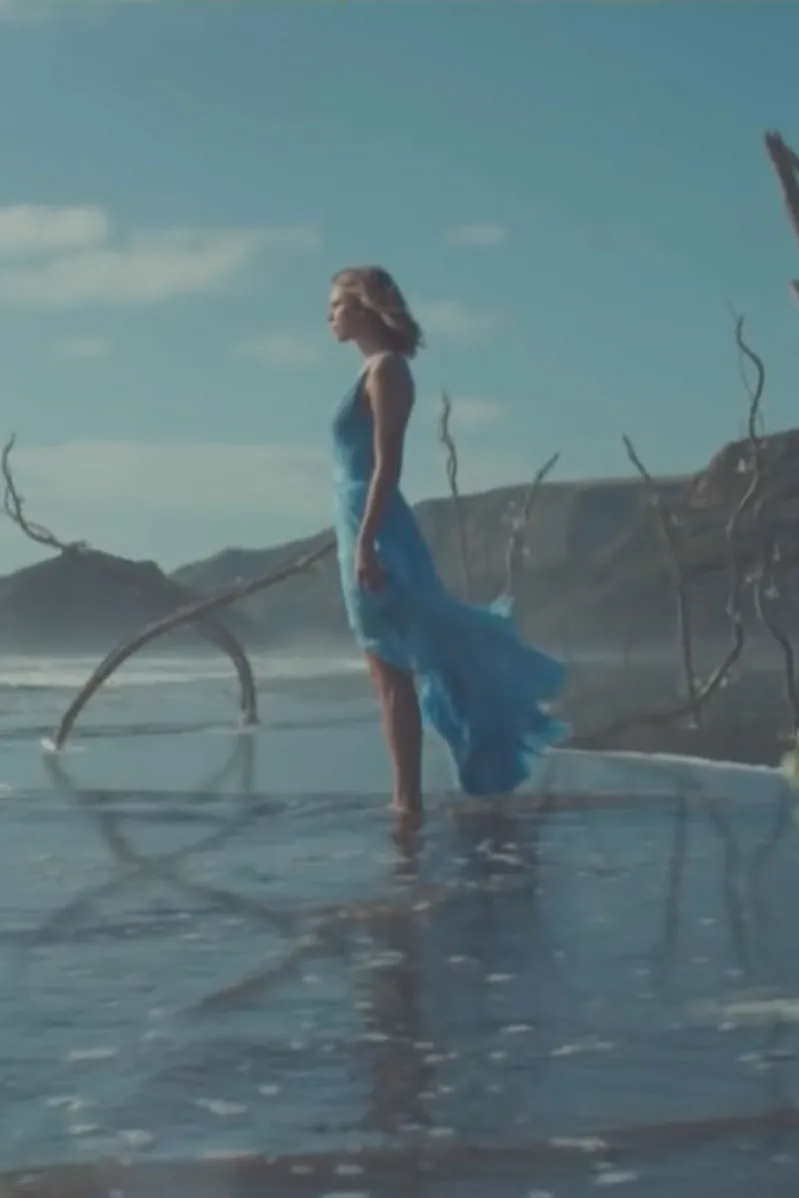 Taylor Swift sky blue dress in video film Clip Out of the Woods Taylor Swift sky blue dress in video film Clip Out of the Woods