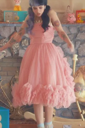 Melanie Martinez pink cute sweet 16 short dress in MV Pity Party