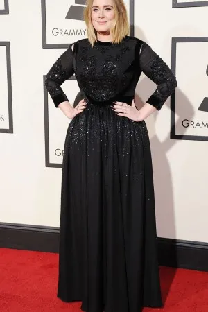 Adele black sequinned red carpet dress at Grammy Awards 2016