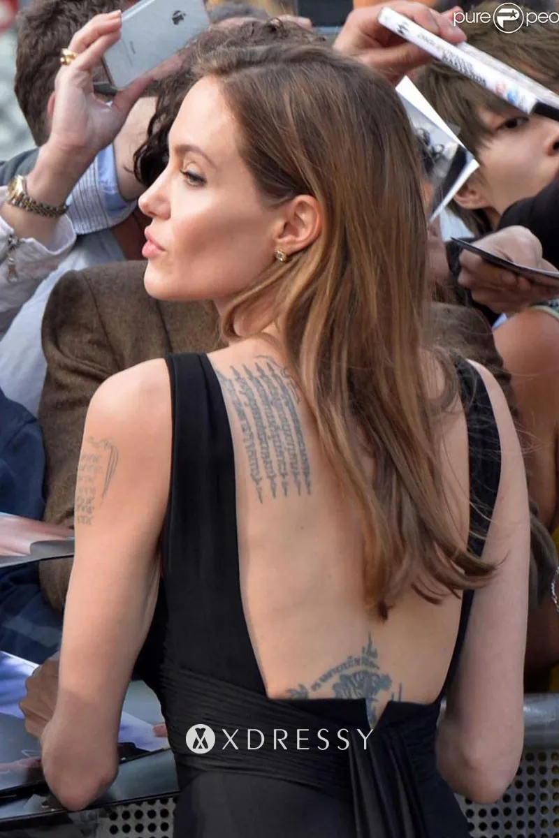 Angelina Jolie black red carpet dress at World War Z Premiere Angelina Jolie black red carpet dress at World War Z Premiere