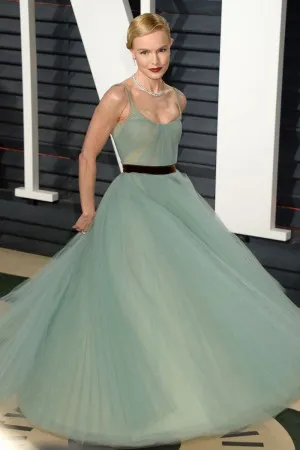 Kate Bosworth red carpet dress at Vanity Fair Oscar 2017 Party
