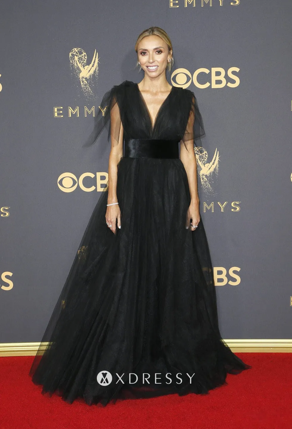 Giuliana Rancic black tulle V neck red carpet prom dress Giuliana Rancic black tulle V neck red carpet prom dress
