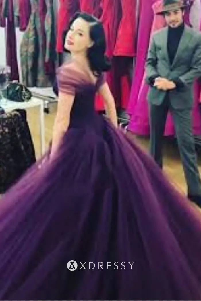 Dita Von Teese purple tulle cap sleeve ball gown Dita Von Teese purple tulle cap sleeve ball gown