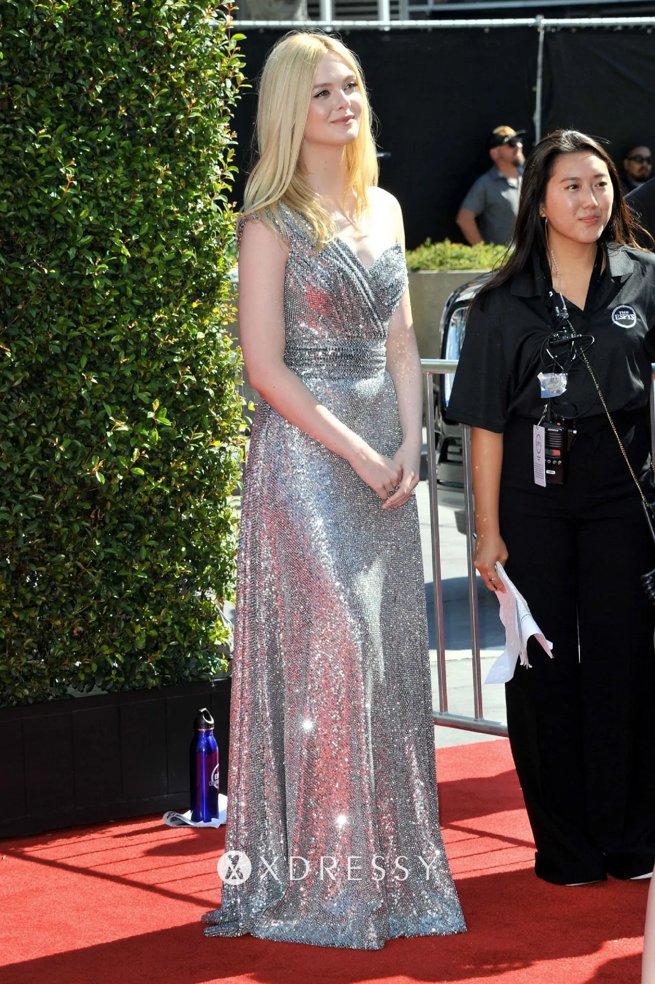 Elle Fanning sparkly silver sequined one shoulder red carpet formal dress Elle Fanning sparkly silver sequined one shoulder red carpet formal dress