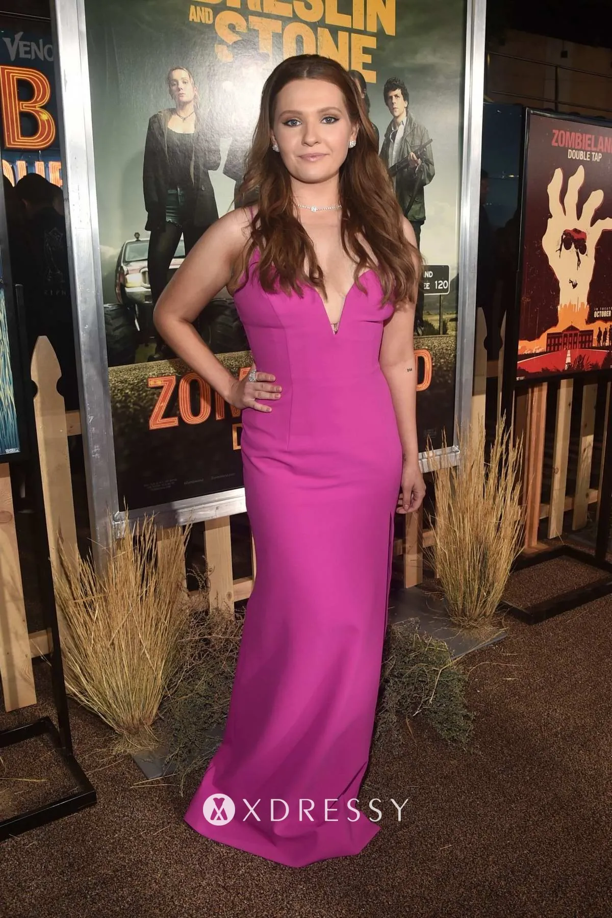 Abigail Breslin simple fuchsia long dress premiere of Zombieland Double Tap 2019 Abigail Breslin simple fuchsia long dress premiere of Zombieland Double Tap 2019