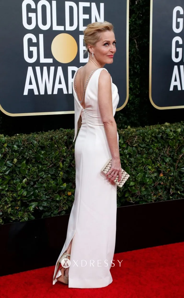 Gillian Anderson white sheath long formal dress Gillian Anderson white sheath long formal dress