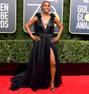 Issa Rae glitter black dress 2018 Golden Globes red carpet