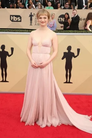 Alison Sudol pink evening dress 2018 SAG Awards