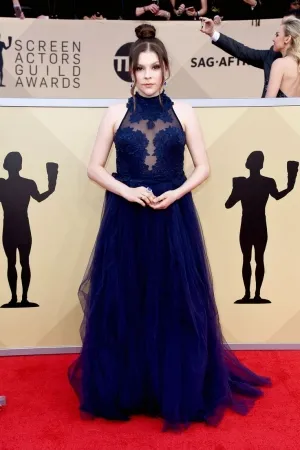Hannah Zeile 2018 SAG indigo lace tulle red carpet dress