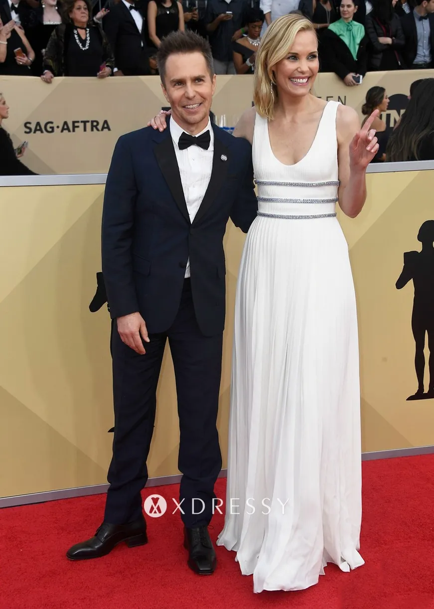 Leslie Bibb white chiffon dress on the red carpet Leslie Bibb white chiffon dress on the red carpet