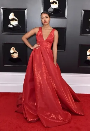 Amber Mark deep v neck red prom ball gown 2019 Grammys