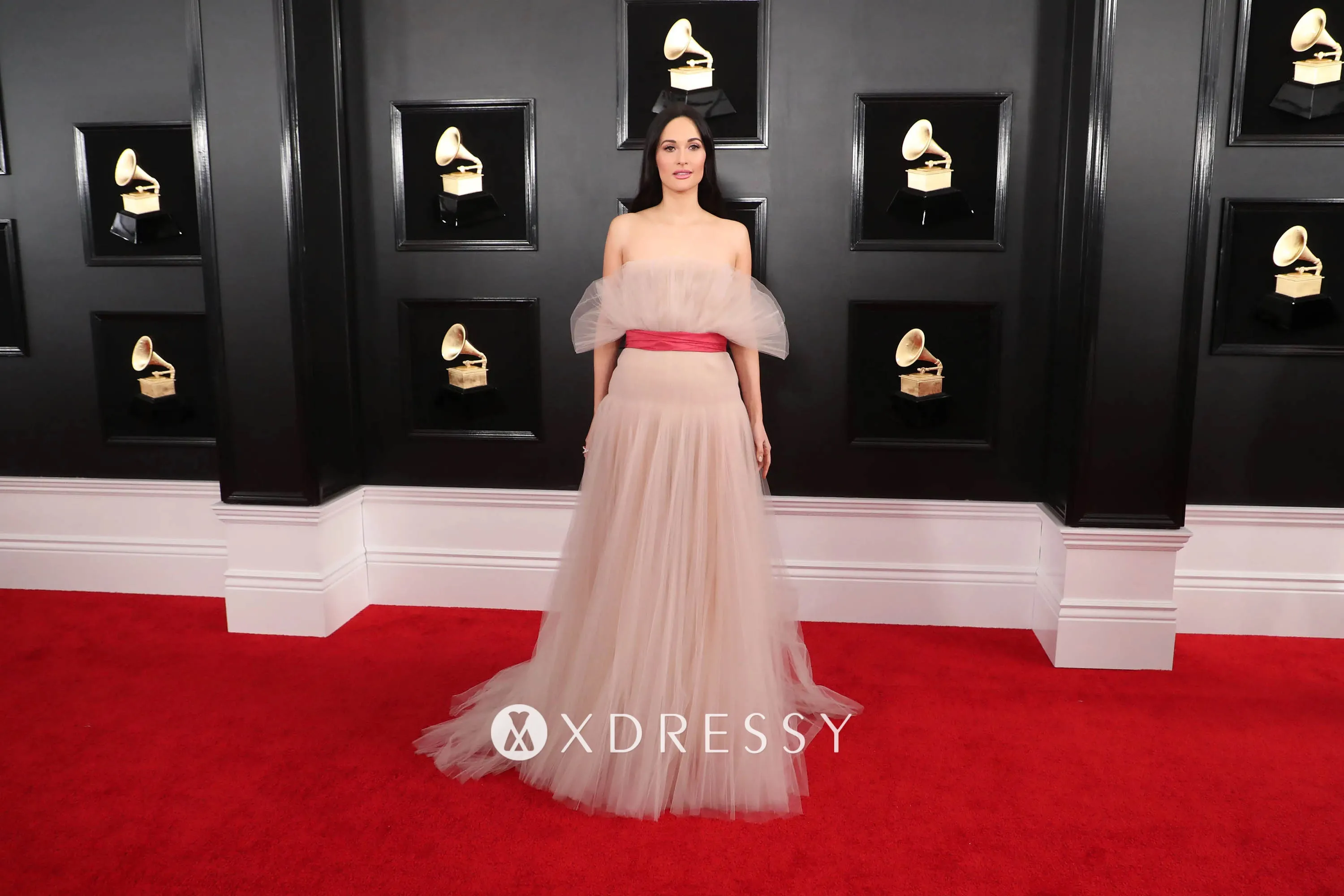 Kacey Musgraves pale pink tulle red carpet dress Kacey Musgraves pale pink tulle red carpet dress