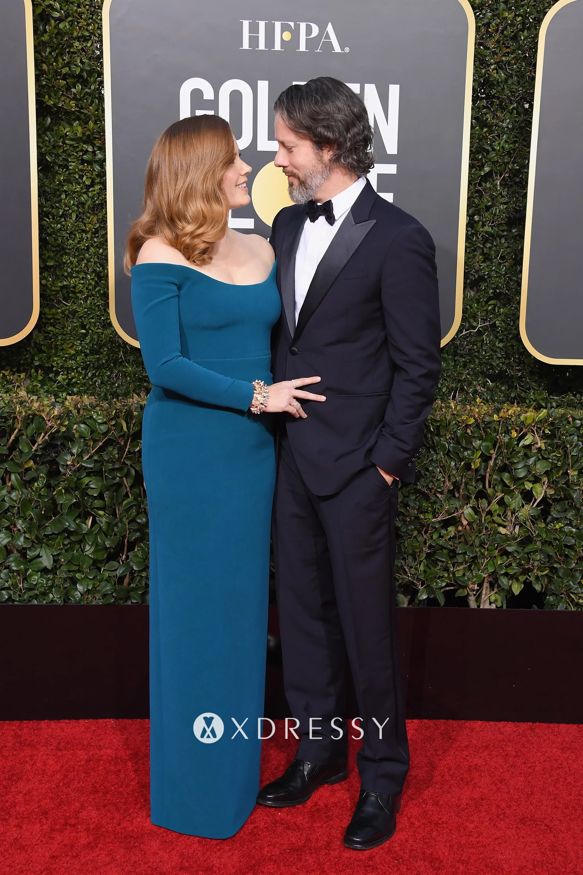 Amy Adams dark cerulean off the shoulder dress Amy Adams dark cerulean off the shoulder dress