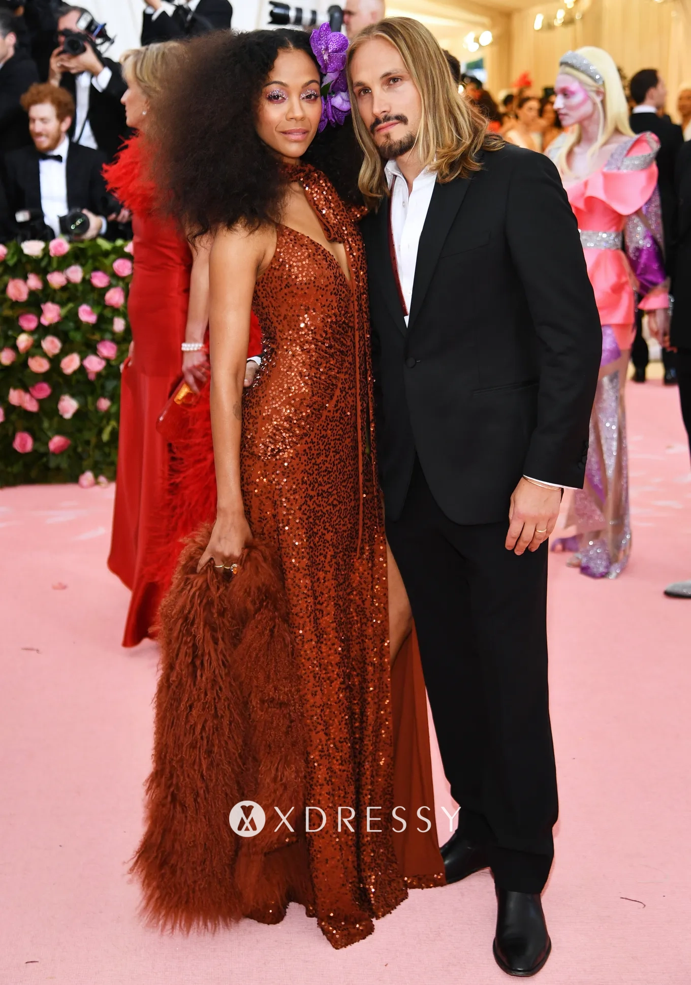 Zoe Saldana dazzling sequin red carpet dress Zoe Saldana dazzling sequin red carpet dress