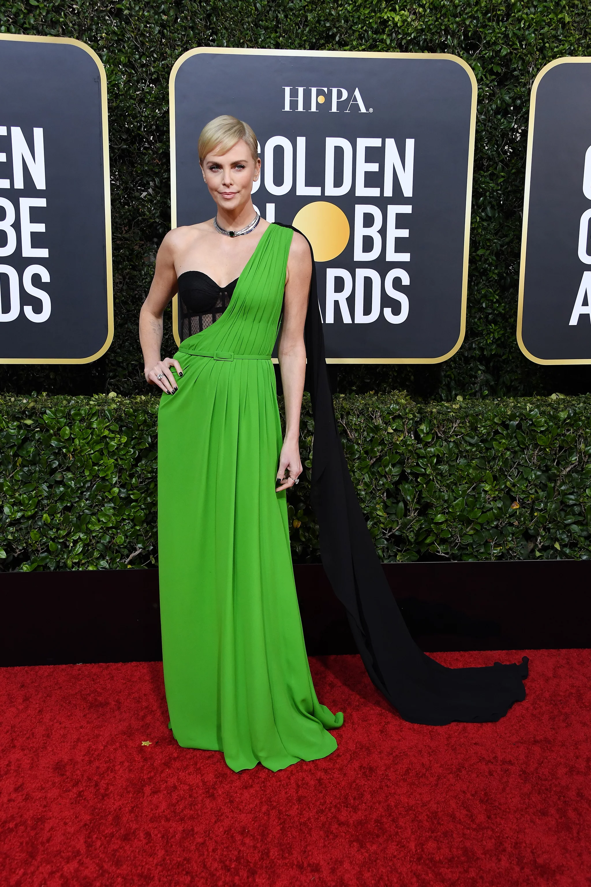 charlize theron green black chiffon prom dress on the red carpet charlize theron green black chiffon prom dress on the red carpet