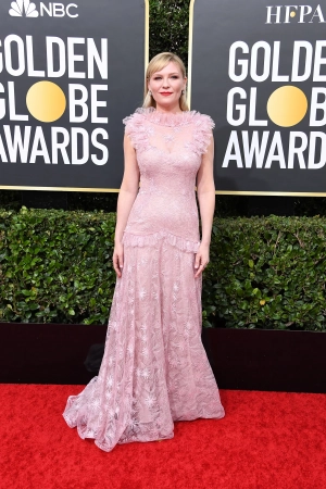 Kirsten Dunst pink lace ruffled gown 2020 Golden Globes