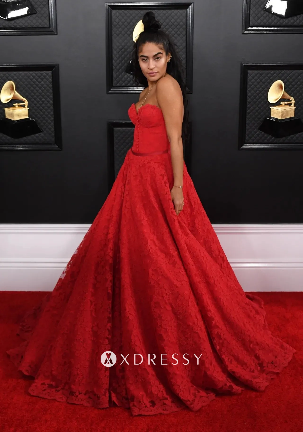 Jessie Reyez red lace prom ball gown at 2020 Grammys Jessie Reyez red lace prom ball gown at 2020 Grammys