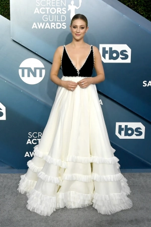 Lili Reinhart deep v neck black white dress 2020 SAG
