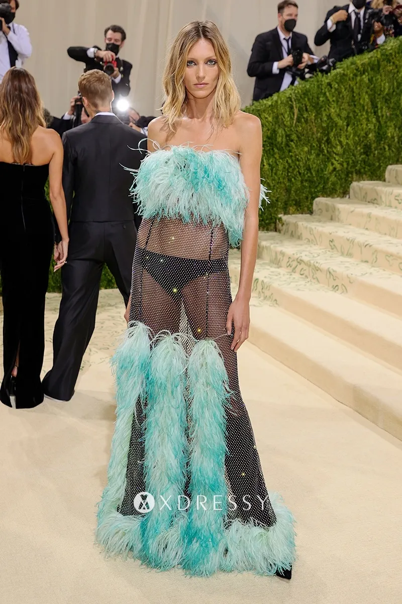 Anja Rubik bead net with feather dress 2021 met gala Anja Rubik bead net with feather dress 2021 met gala