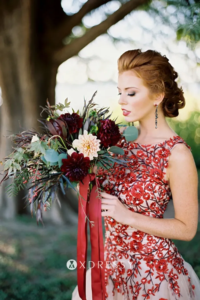 jewel neck red beaded floral lace sleeveless wedding dress