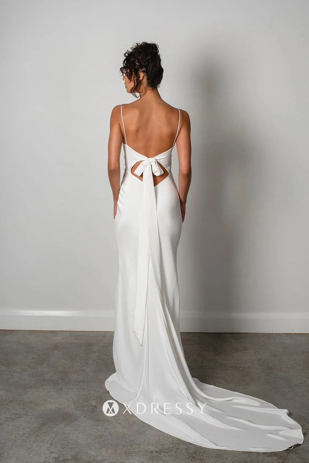 open back chiffon chapel train wedding dress