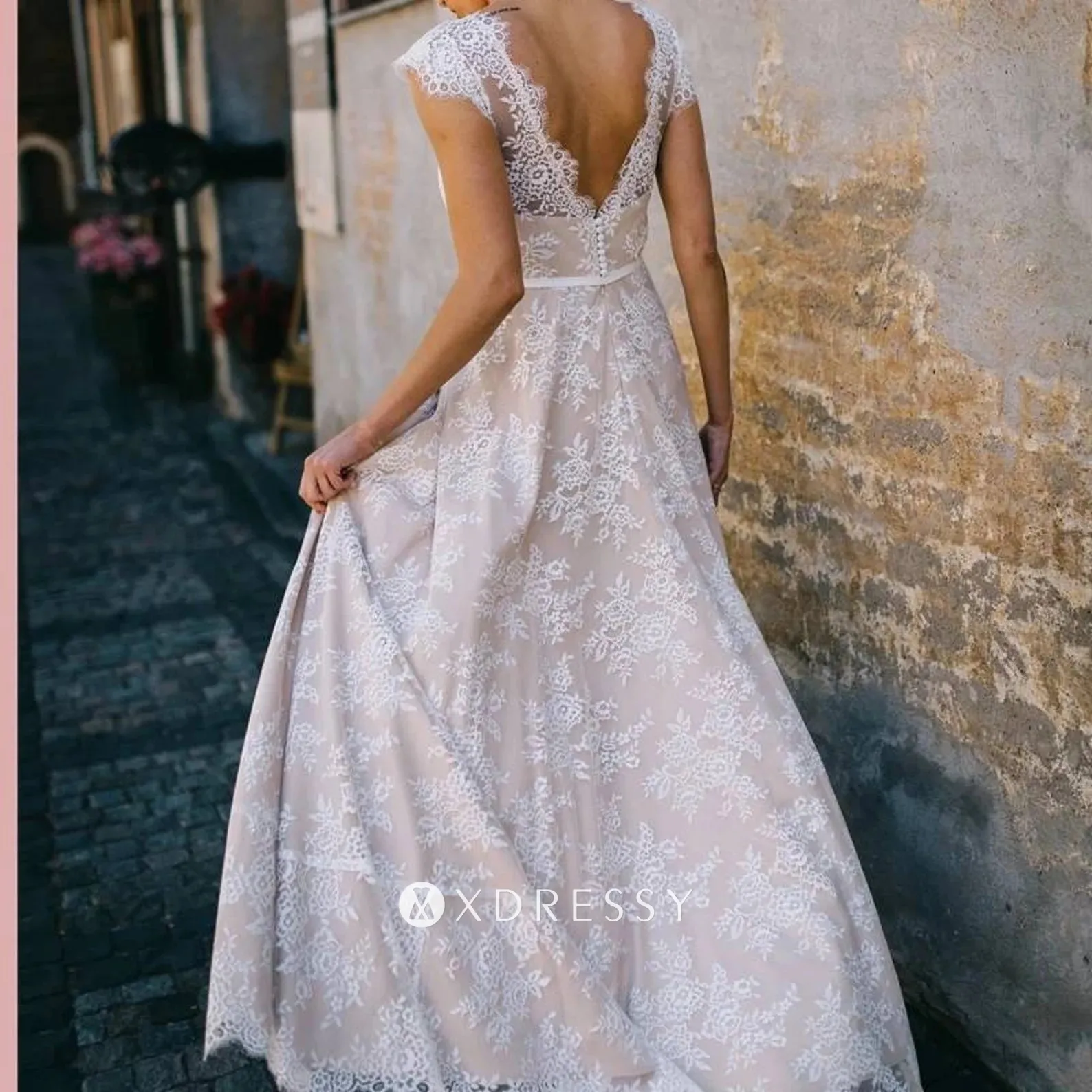 nude lining off white lace bridal dress nude lining off white lace bridal dress