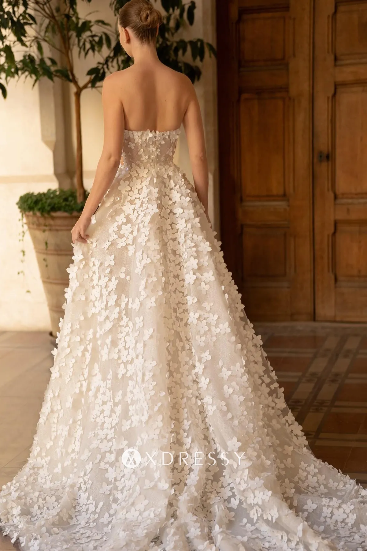 3d flower lace Aline court train wedding gown