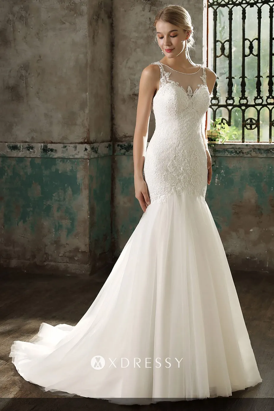 mermaid ivory lace and tulle illusion sweetheart neckline wedding dress