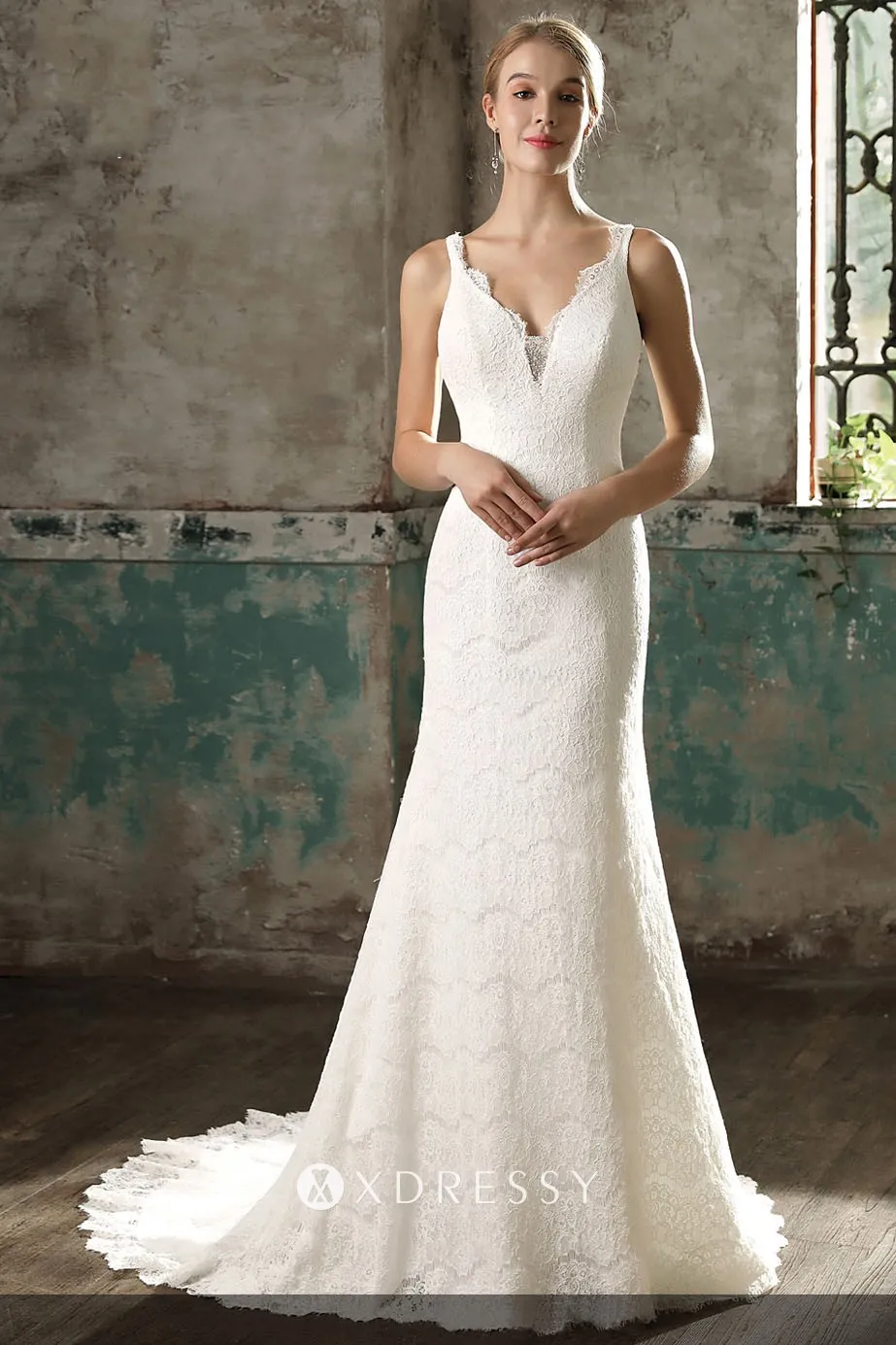 Elegant ivory lace mermaid bridal wedding dress Elegant ivory lace mermaid bridal wedding dress