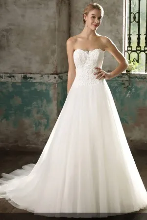 strapless sweetheart lace tulle wedding dress