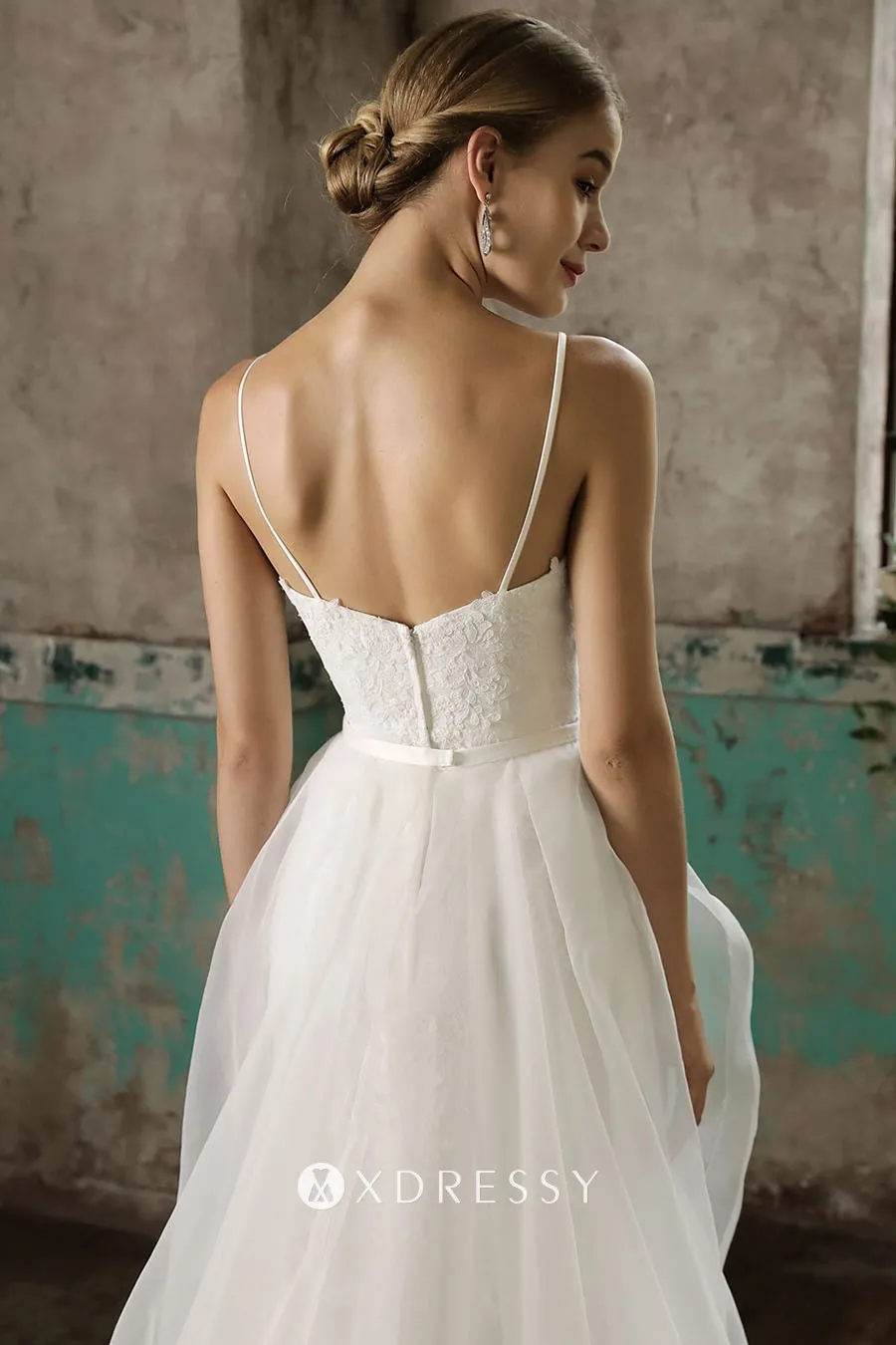low back mermaid ivory lace wedding dress tulle overskirt