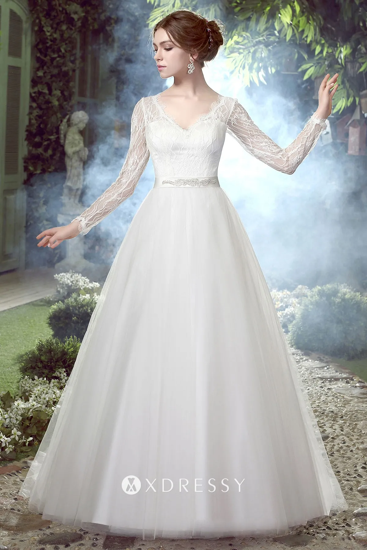V neck sweetheart long sleeve lace tulle wedding ball gown