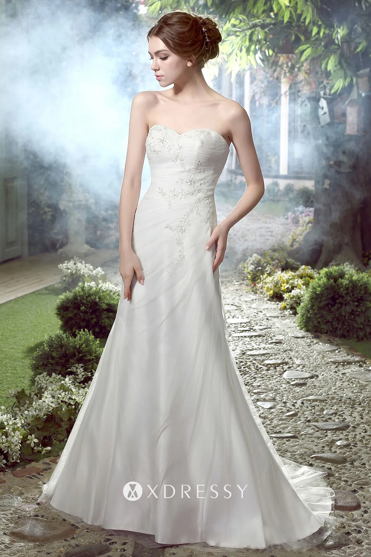 beaded lace appliqued strapless long wedding dress beaded lace appliqued strapless long wedding dress