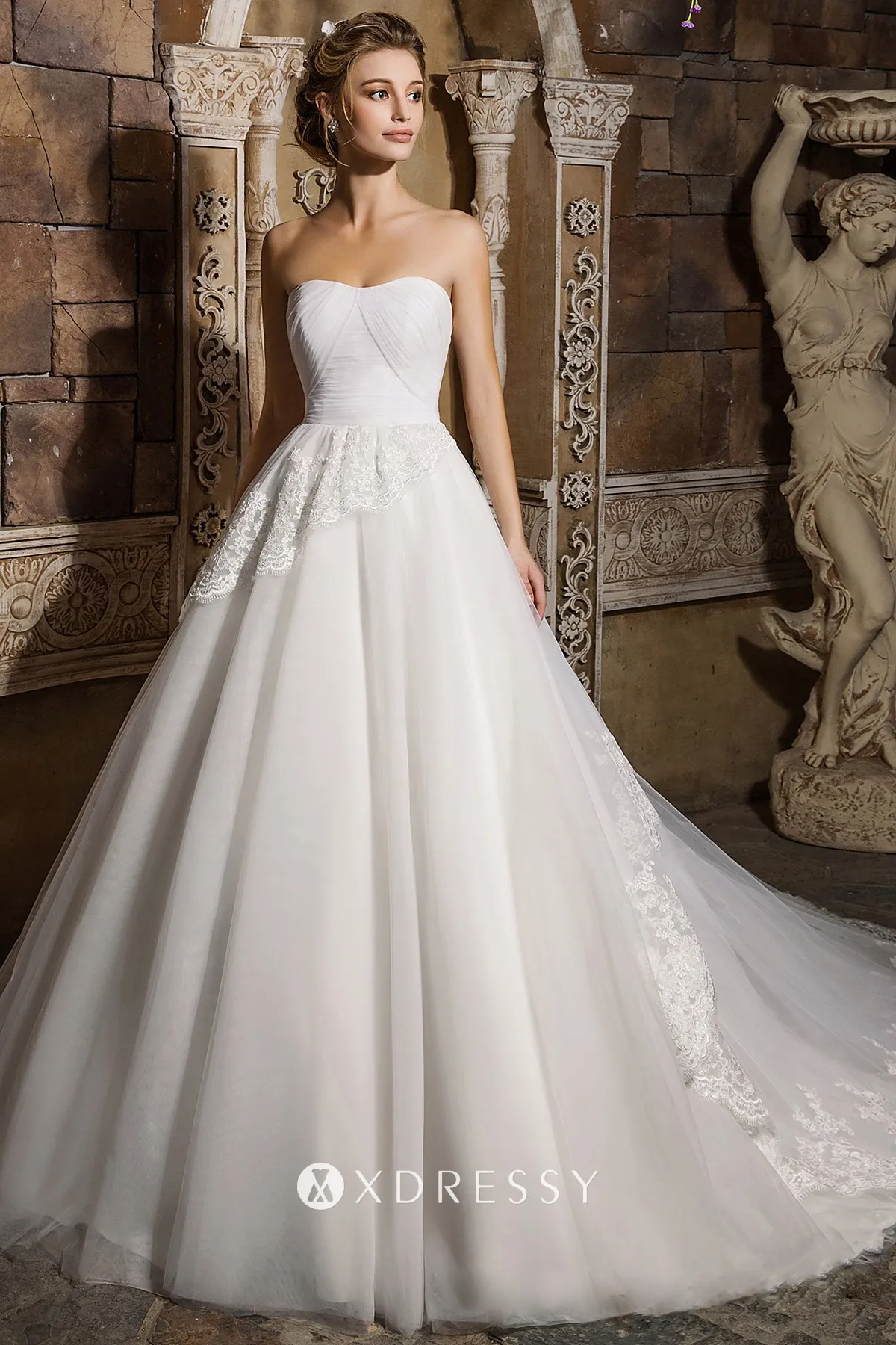 strapless pleated bodice white lace tulle wedding ball gown