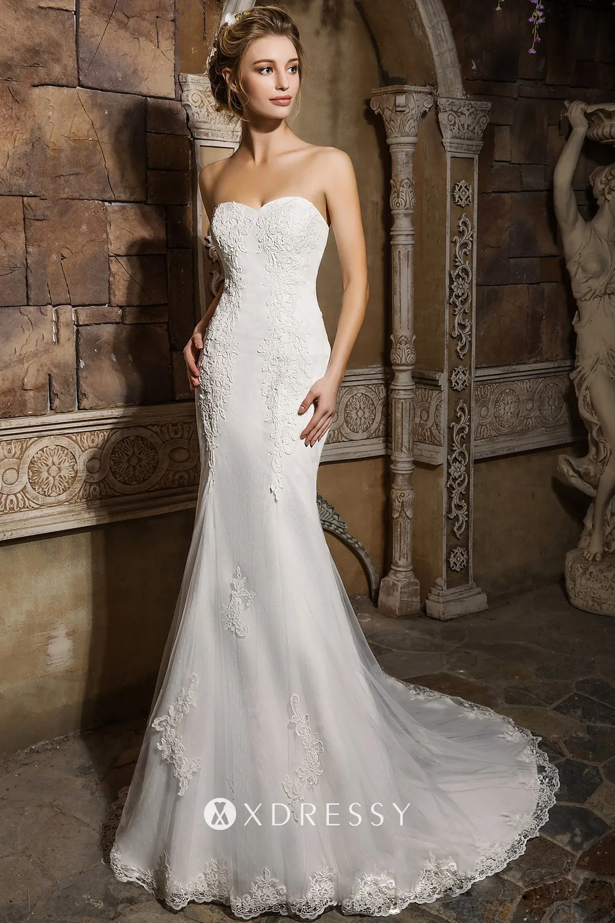 sweetheart lace appliqued mermaid wedding dress sweetheart lace appliqued mermaid wedding dress