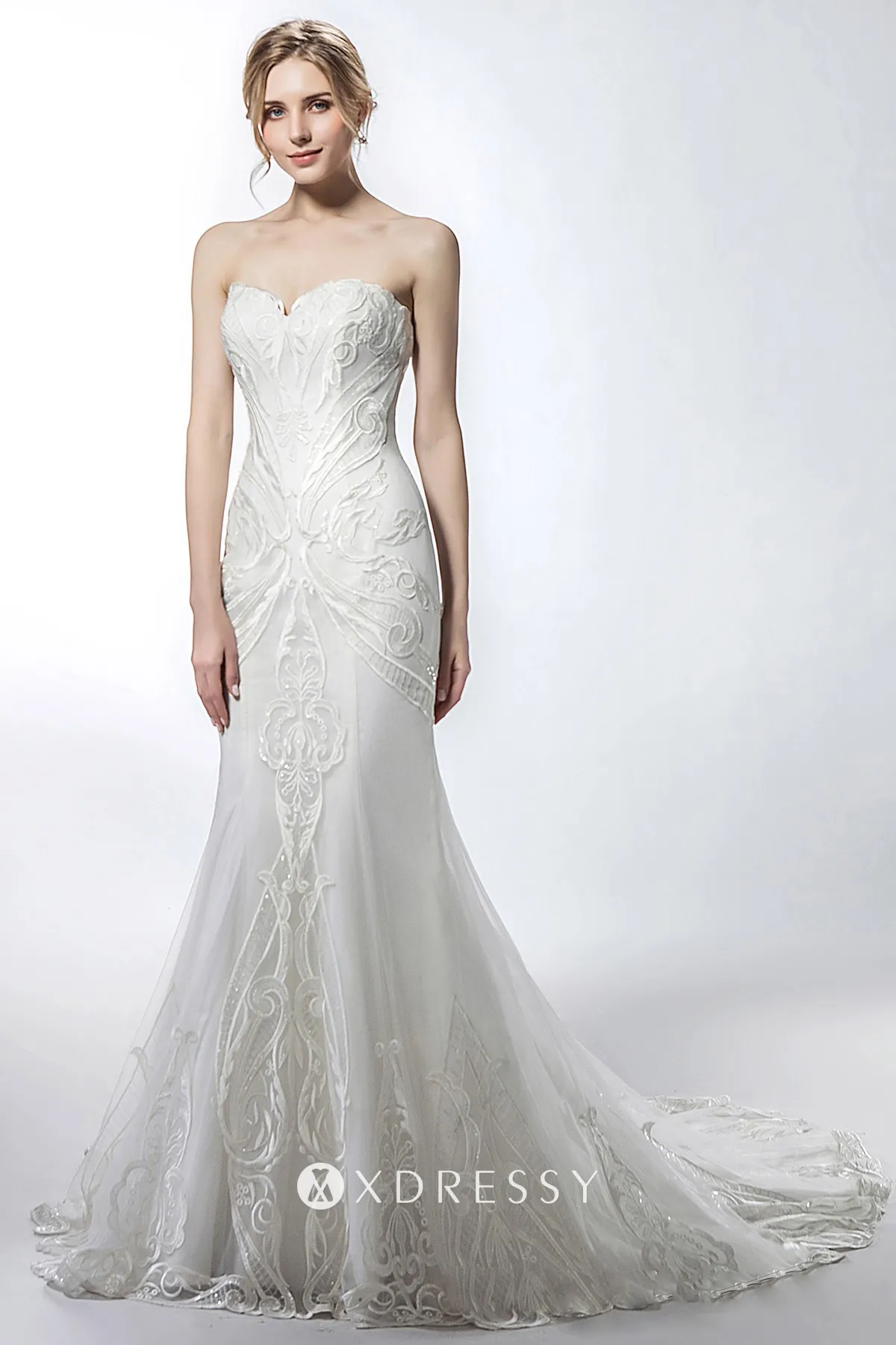 ivory lace tulle sweetheart mermaid wedding gown