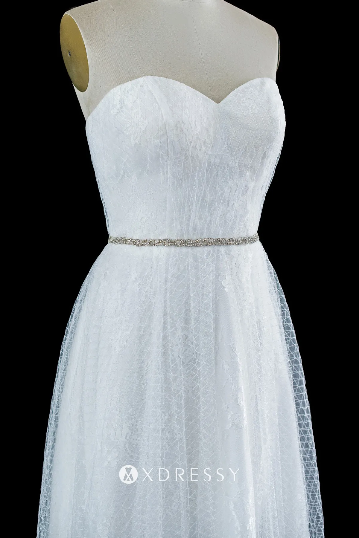 sweetheart short beach bridal gown with net overlay sweetheart short beach bridal gown with net overlay