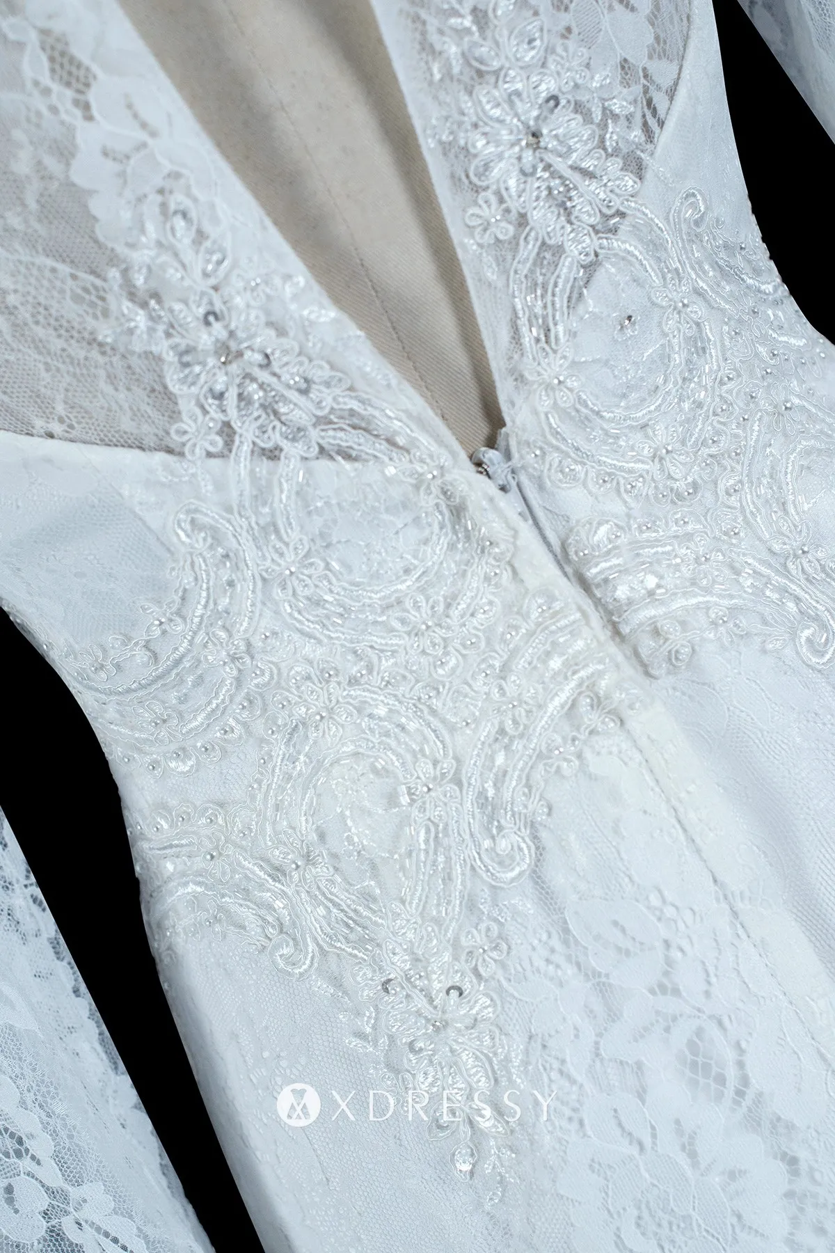 keyhole back scalloped lace illusion neck sleeved wedding dress keyhole back scalloped lace illusion neck sleeved wedding dress