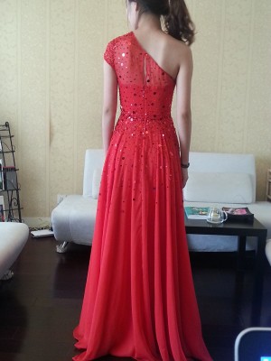 dress exactly like the picture